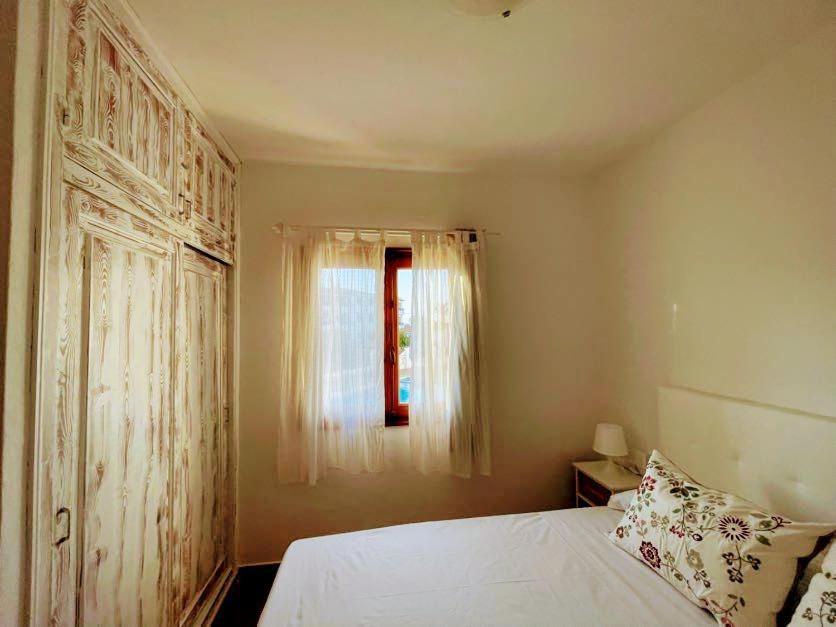 Precioso Apartamento Residencial Con Piscina Cala En Porter  Buitenkant foto