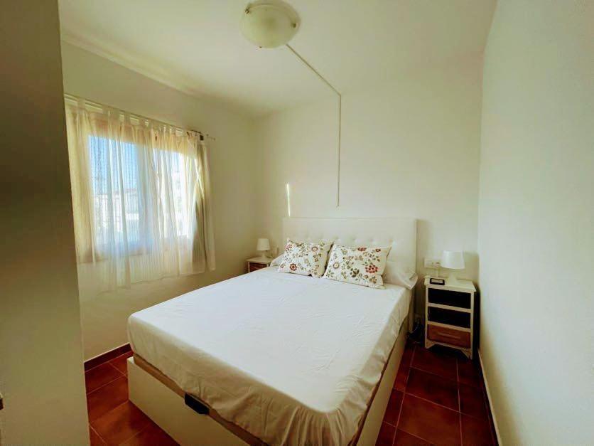 Precioso Apartamento Residencial Con Piscina Cala En Porter  Buitenkant foto